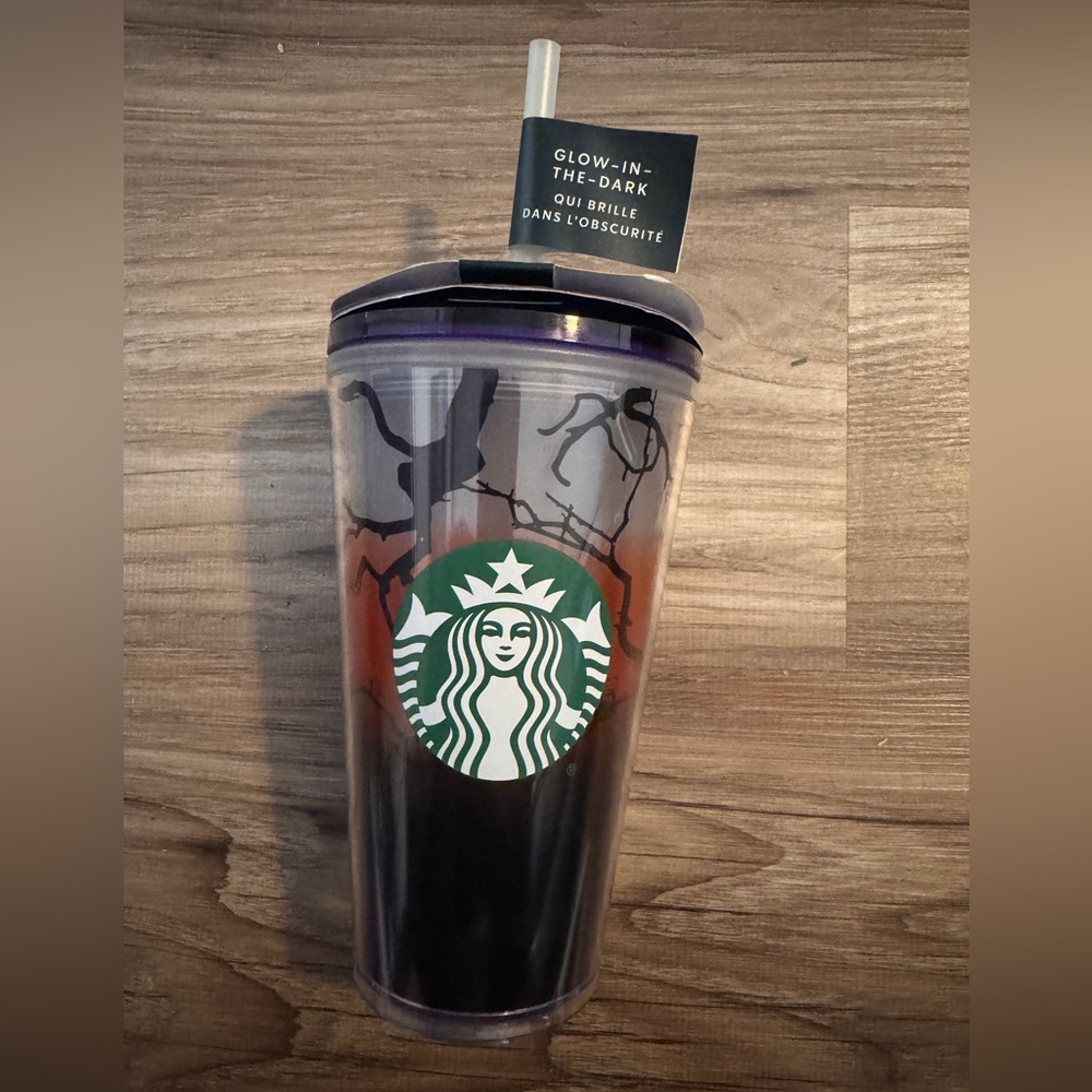 New Halloween Starbucks Glow in the Dark Grande Tumbler 16oz Cup 2022